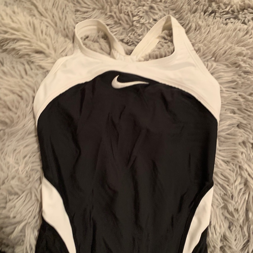 nike one piece swimsuit